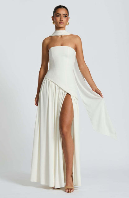 Valentina - Backless Split Dress